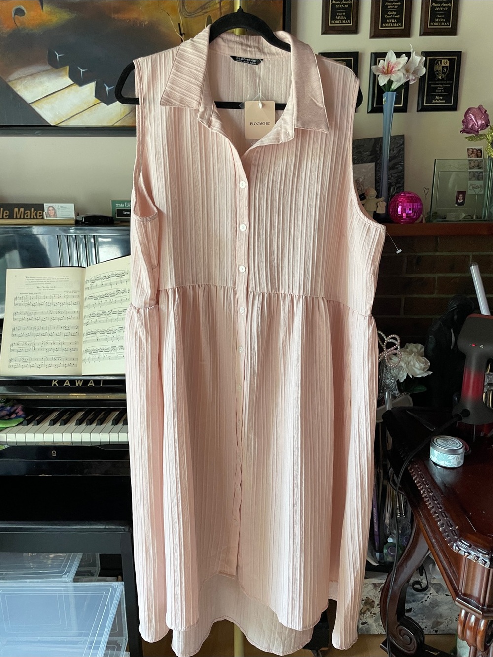 ☀️ SUMMER CLEARANCE 🛍️BloomChic NEW Sleeveless Pleated Midi Dress in Blush